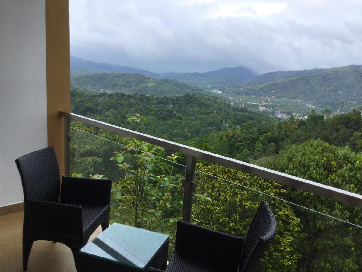 Poetree Thekkady Hotel Exterior photo