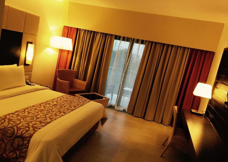 Poetree Thekkady Hotel Exterior photo