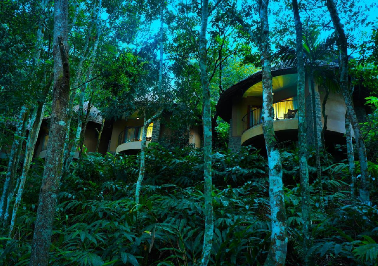 Poetree Thekkady Hotel Exterior photo
