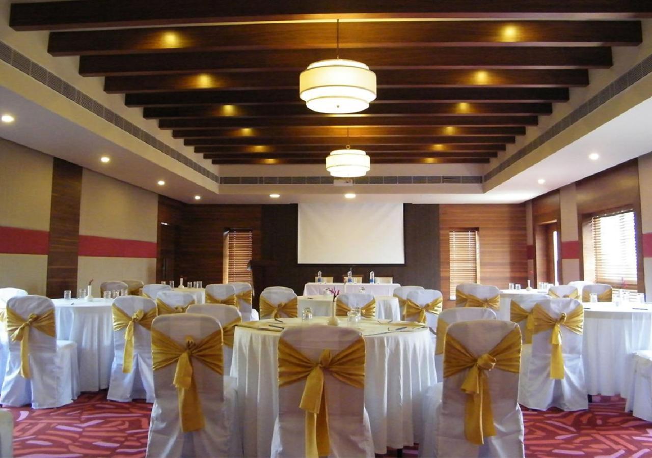 Poetree Thekkady Hotel Exterior photo