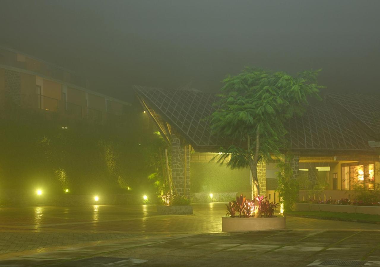 Poetree Thekkady Hotel Exterior photo